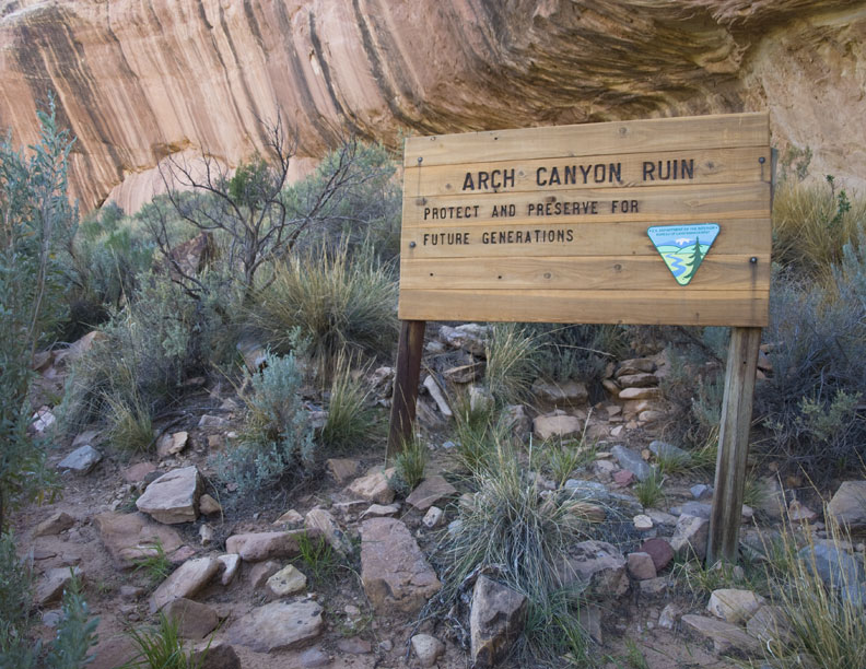 Arch Canyon Ruins Sign